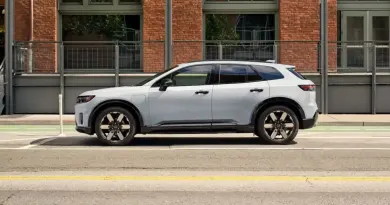 Honda Prologue: чому японський автогігант пропонує власникам електрокарів перейти на гібриди?