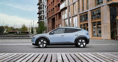 Hyundai IONIQ 3: Доступний електрохетчбек для Європи з новою системою Pleos Connect
