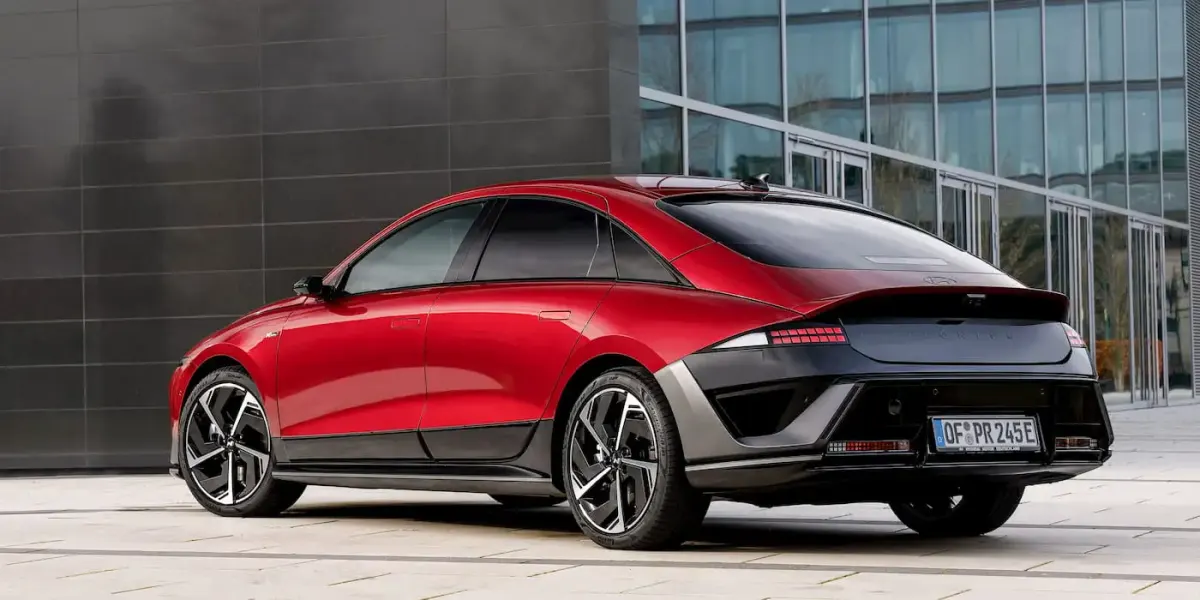 Оновлений Hyundai IONIQ 6: витончений дизайн, збільшений запас ходу та нові технології