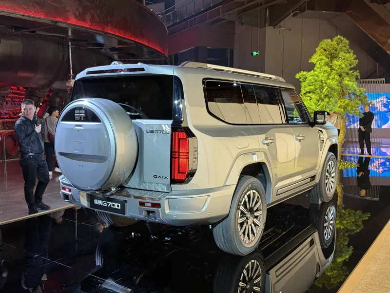 Позашляховик Jetour G700 від Chery вийшов на ринок з автопілотом Huawei