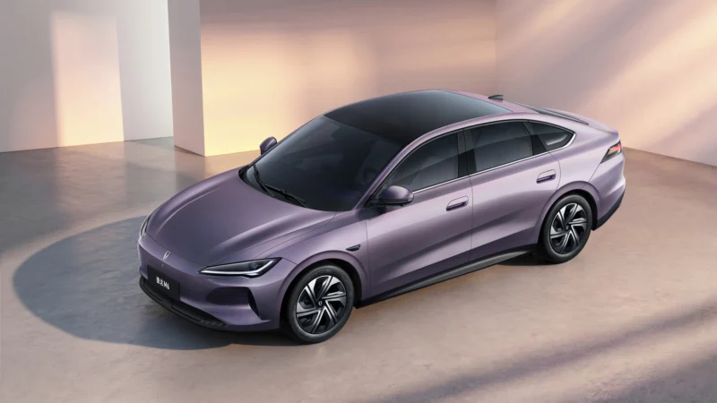 Jetta M6: FAW-Volkswagen представив перший електроседан бренду для Китаю