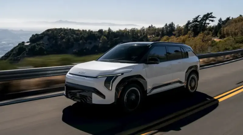 Компактний кросовер Kia EV3 вийшов на ринок США за ціною гібрида Niro