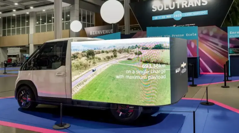 Новий вантажний Kia PV5 Chassis Cab розширить лінійку комерційних електромобілів
