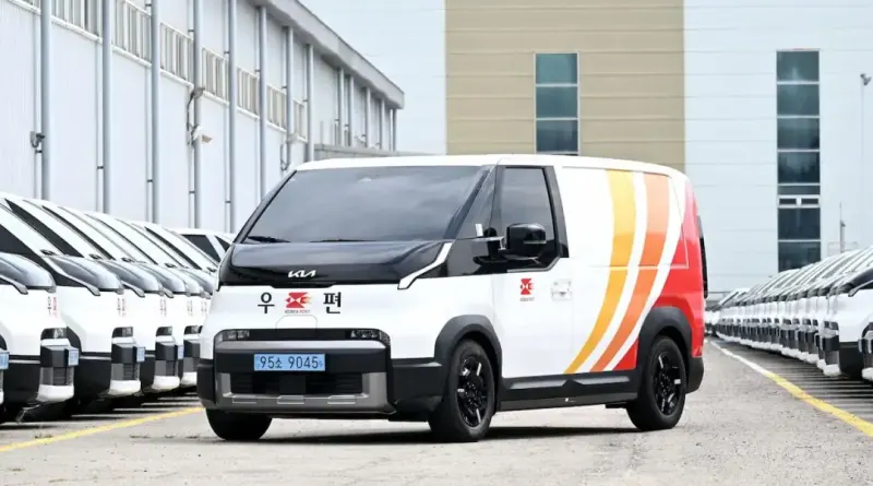 Електричний вен Kia PV5 розпочинає службу в поштових відділеннях