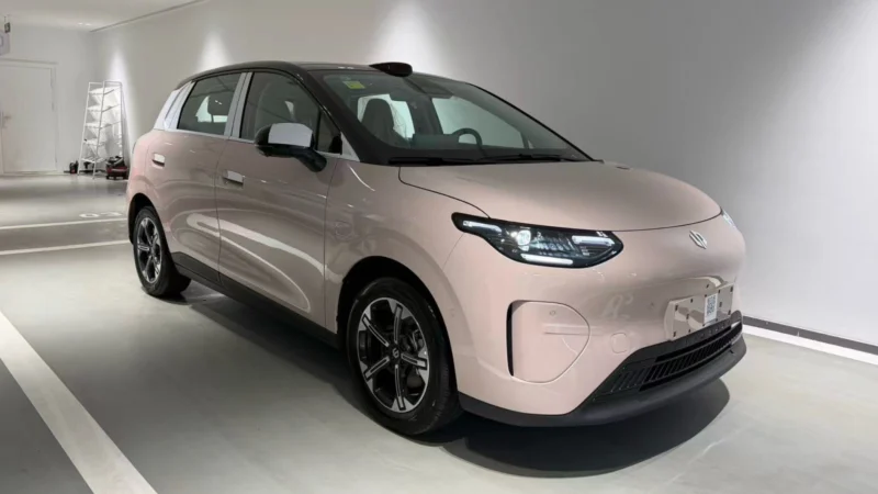 Електричний хетчбек Leapmotor A05 виходить на ринок за ціною від $9475