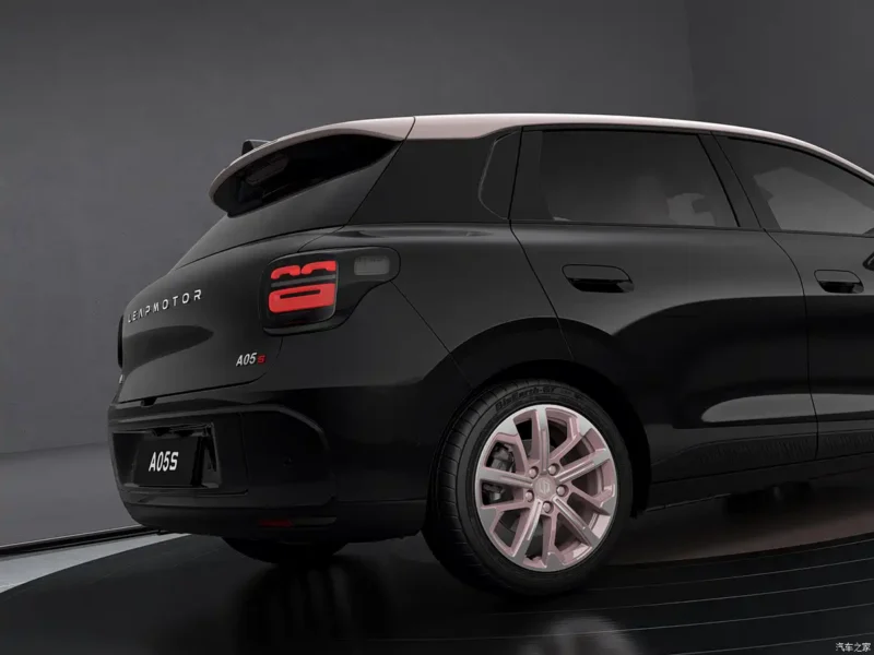 Leapmotor A05S: перші зображення інтер'єру та характеристики нового компактного електромобіля