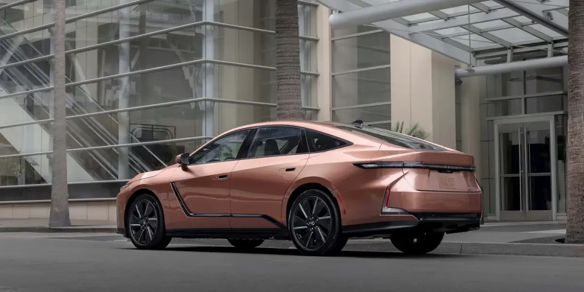 Новий електричний седан Lexus ES 2027 року коштуватиме від 49 000 доларів