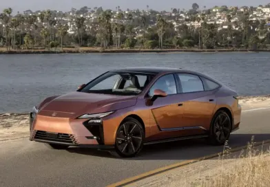 Новий електричний седан Lexus ES 2027 року коштуватиме від 49 000 доларів