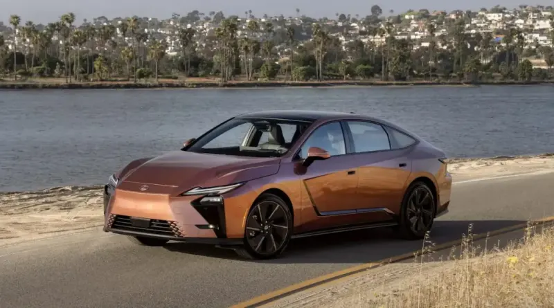 Новий електричний седан Lexus ES 2027 року коштуватиме від 49 000 доларів