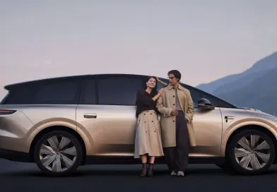 Флагманський електрокросовер Li Auto i9 з трансформованим салоном дебютує 16 вересня