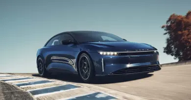 Електричний седан Lucid Air Sapphire випередив суперкари у розгоні до 322 км/год