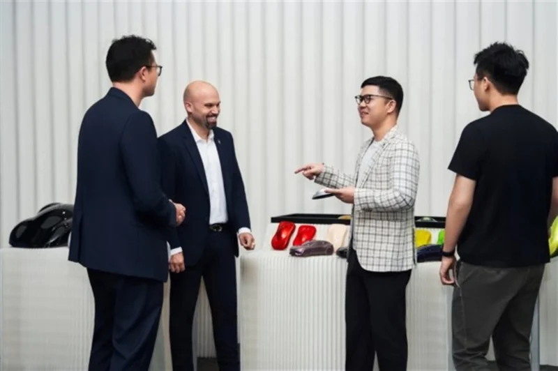 Новий купе-кросовер Luxeed RX від Chery та Huawei готовий до старту продажів
