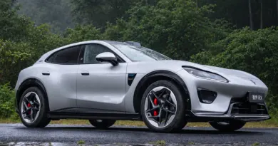 Кросовер Luxeed RX: спільна розробка Huawei та Chery з амбіціями спорткара