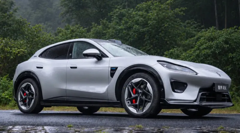 Кросовер Luxeed RX: спільна розробка Huawei та Chery з амбіціями спорткара
