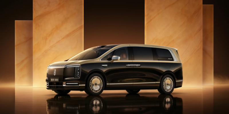 Maextro V800 під прицілом: проблеми з гальмами у розкошного мінівена