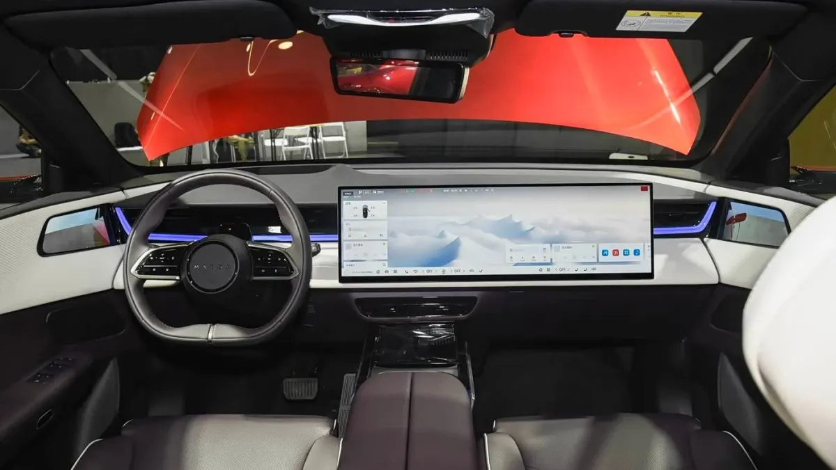 Нова Mazda CX-6e отримала сенсор LiDAR та автопілот: деталі та характеристики