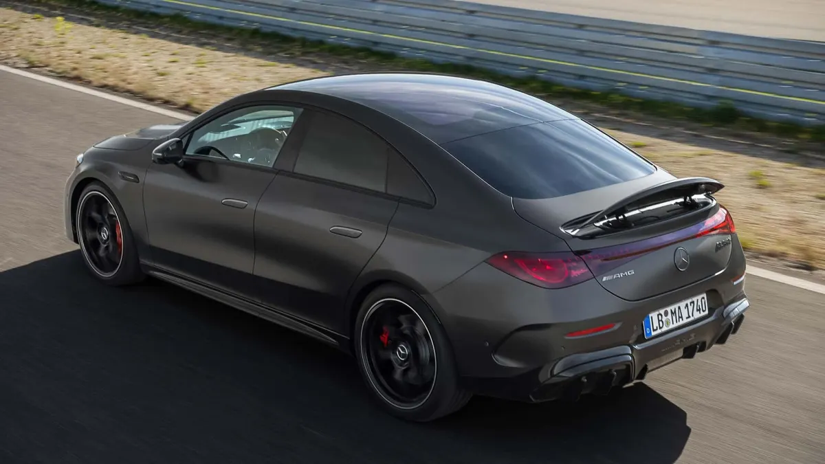 Mercedes-AMG CLA EV: 670 к.с. від трьох компактних двигунів
