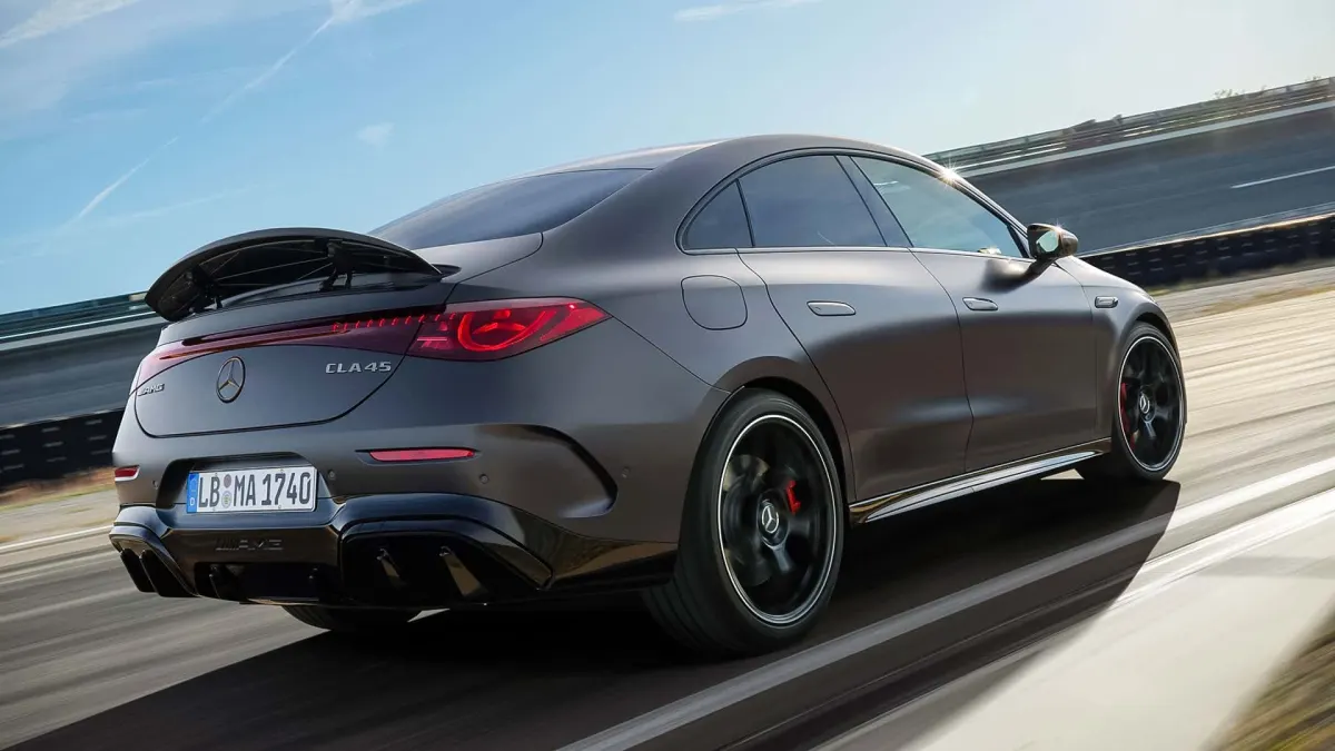 Mercedes-AMG CLA EV: 670 к.с. від трьох компактних двигунів
