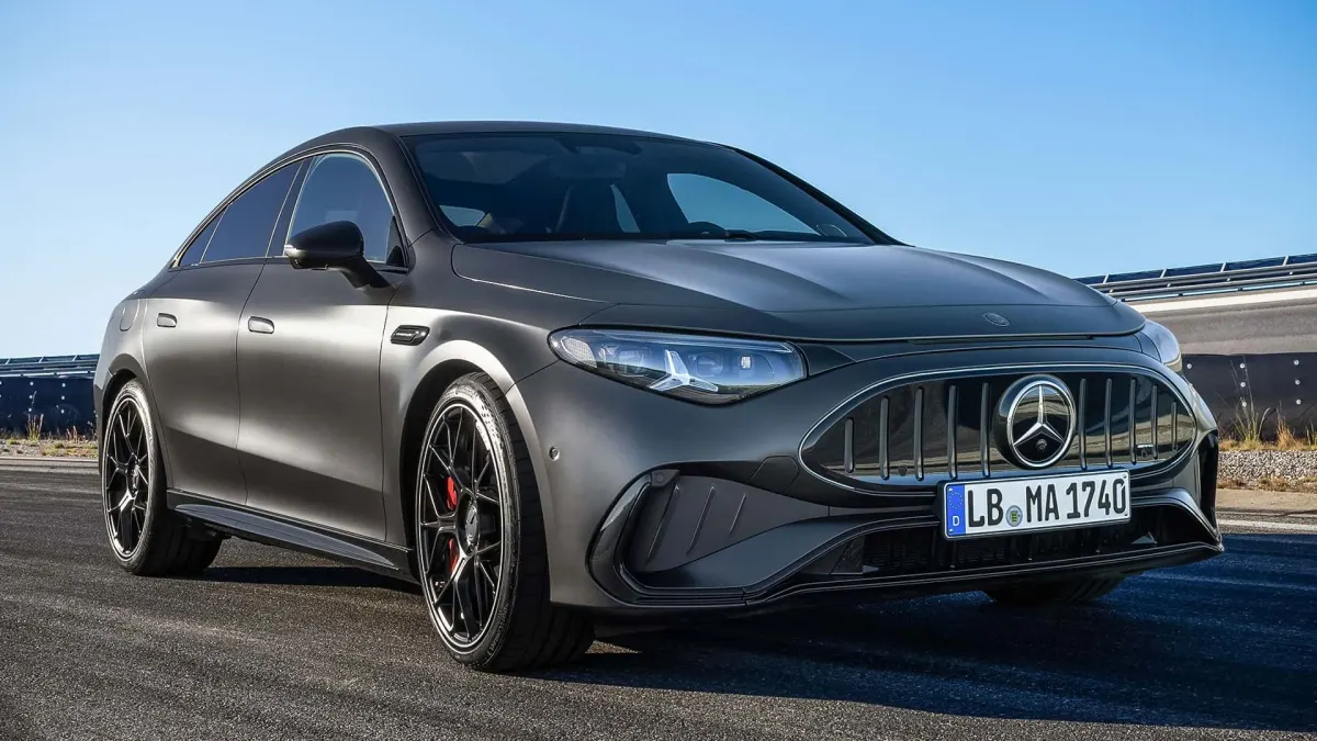 Mercedes-AMG CLA EV: 670 к.с. від трьох компактних двигунів