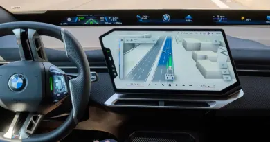Оновлена 3D-навігація BMW отримала інтерфейс у стилі Tesla