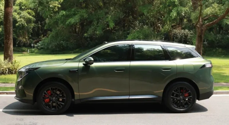 Новий плагін-гібрид Nissan NX7 отримає запас ходу до 225 км на електротязі