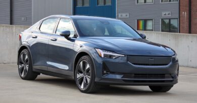 Polestar 2 2024: Огляд електромобіля, який кидає виклик Tesla