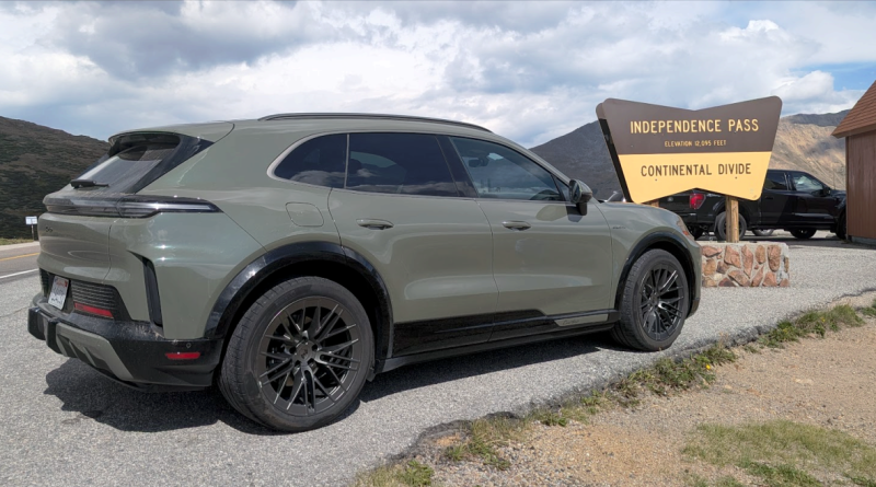 Тест-драйв Porsche Cayenne Turbo EV: найпотужніший позашляховик бренду