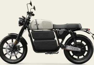 Шведський електромотоцикл RGNT Street Scrambler отримав ретро-дизайн та позашляховий характер