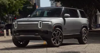 Оновлений Rivian R1S 2027 року отримав довгоочікуваний шестимісний салон