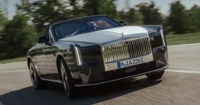 Rolls-Royce Project Nightingale: як тестують розкішний електрокабріолет