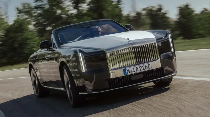 Rolls-Royce Project Nightingale: як тестують розкішний електрокабріолет