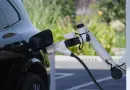 Нова швидка зарядка Geely здатна відновлювати батареї електромобілів