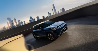 Оновлений Smart #1: 800-вольтна архітектура та потужний електропривід Geely