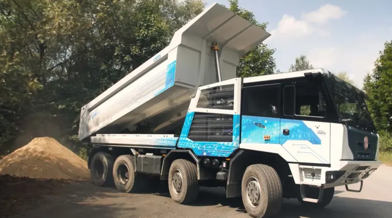 Чеський вантажний гігант Tatra Force e-Drive BEV отримав повністю електричний привід