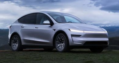 Tesla интегрирует DeepSeek и Doubao AI в свои автомобили в Китае