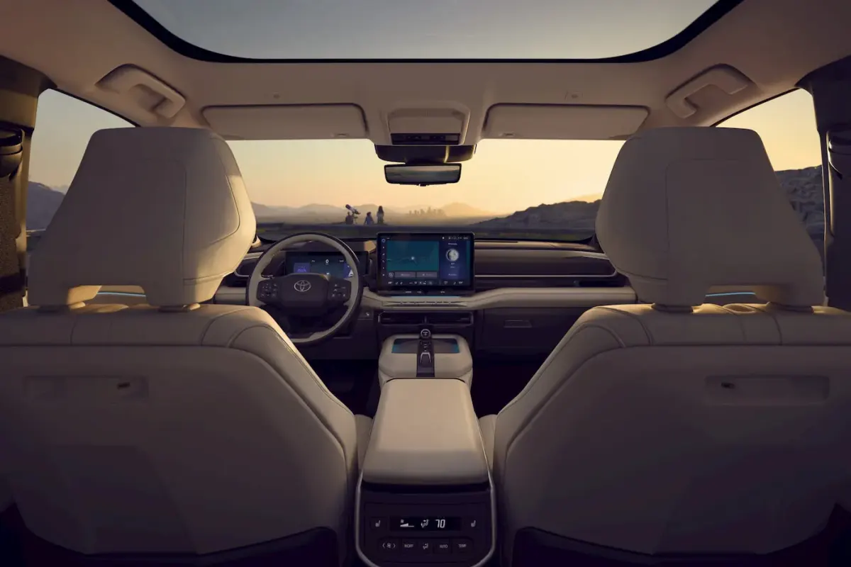 Чому Toyota Highlander EV затримується та як це створить дефіцит