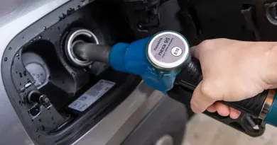 Toyota та BMW тестують відновлюване паливо: майбутнє ДВЗ в ЄС?