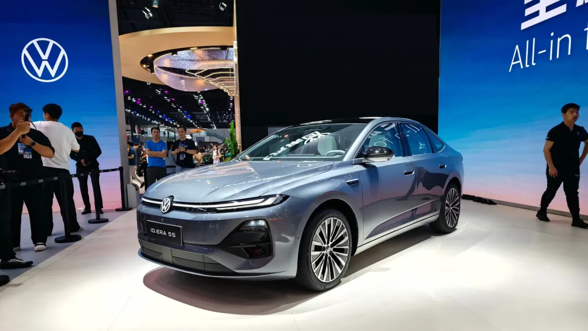 Volkswagen ID. Era 5S розсекречено: гібридний седан за ціною від 13 400 доларів