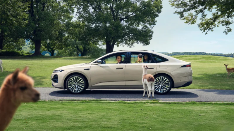 Volkswagen ID. Era 5S: старт продажів інноваційного седана з автопілотом