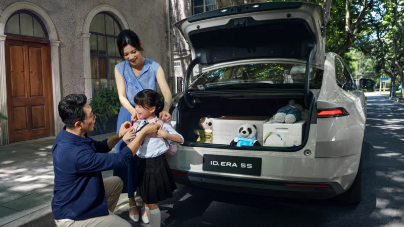 Volkswagen ID. Era 5S: старт продажів інноваційного седана з автопілотом
