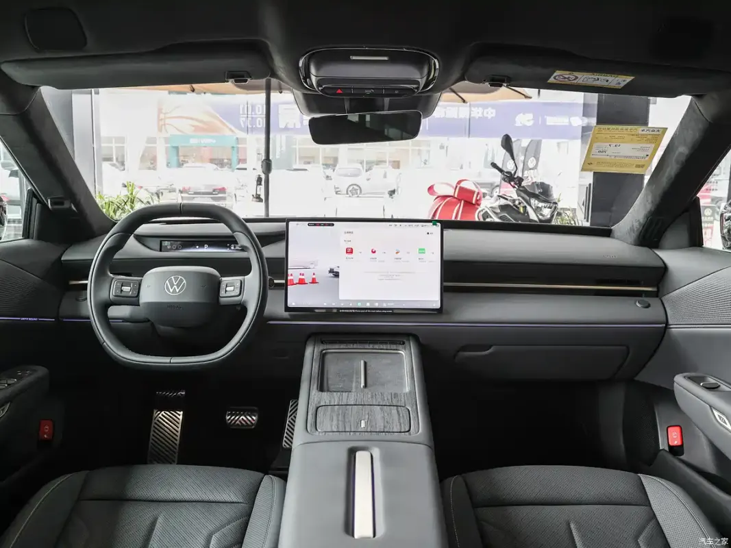 Volkswagen ID. Unyx 09: флагманський електрокросовер з 5C-зарядкою