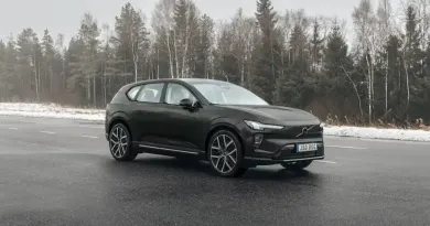 Volvo EX50: нове ім’я для електромобіля та плани компанії