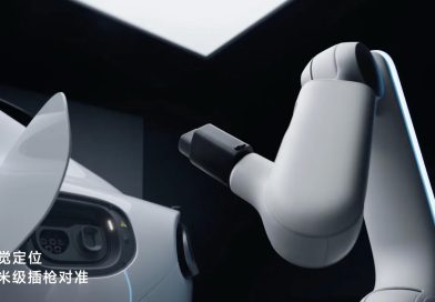 Xiaomi випереджає Tesla: презентовано унікальний домашній роборукав для автоматичної зарядки електромобілів