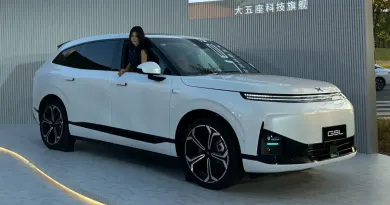 Xpeng G9L: новий кросовер з керованими задніми колесами та запасом ходу 755 км