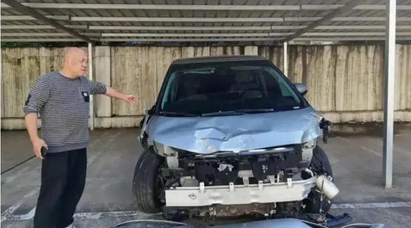 Інцидент з Xpeng X9: чому не спрацювали подушки безпеки під час аварії